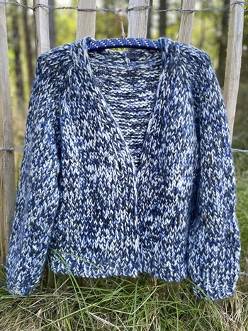 CHUNKY MELANGE CARDI af Inga Walløe